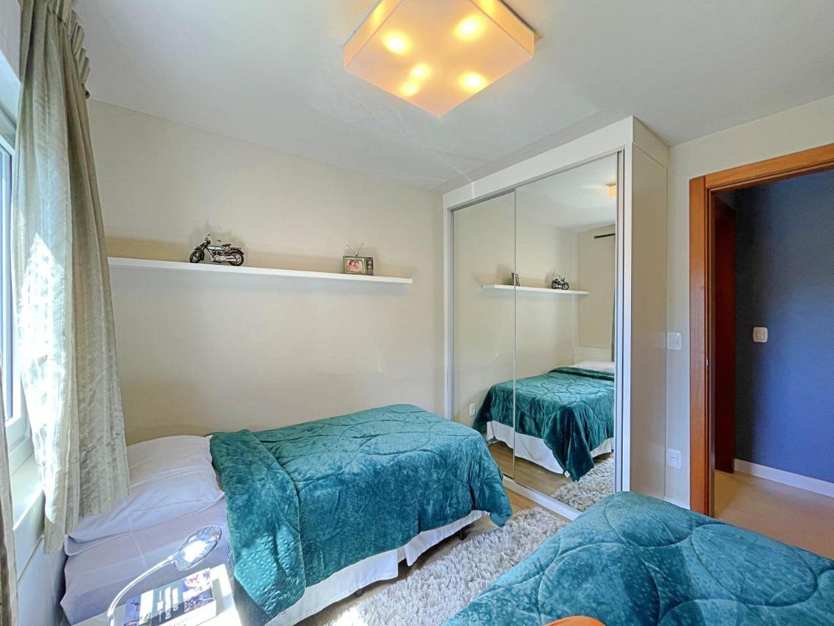 Апартаменты Apartamento Ha 3 Minutos Da Rua Coberta - Грамаду Экстерьер фото